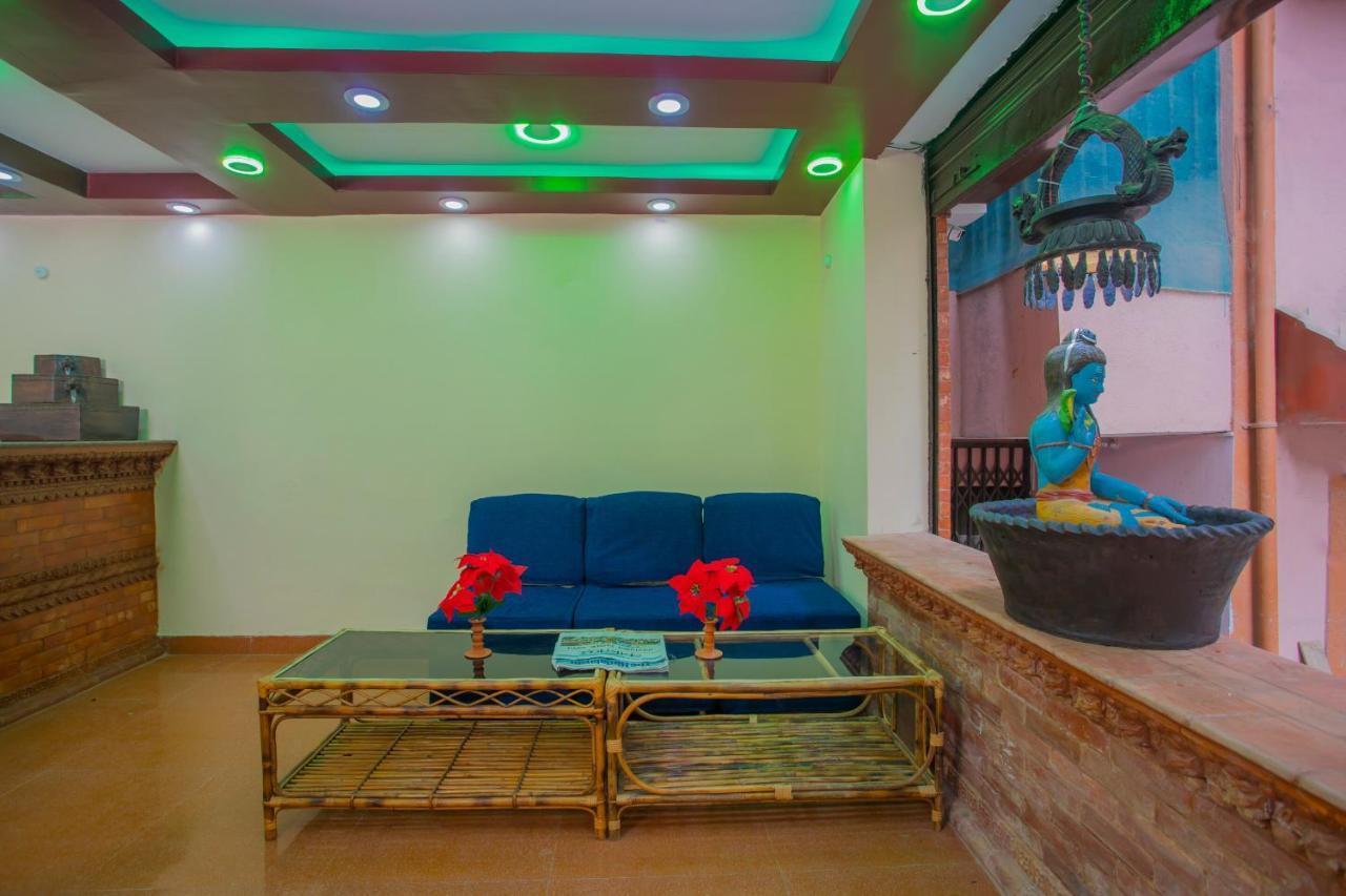 Oyo Hotel Antique Kutty Katmandu Dış mekan fotoğraf